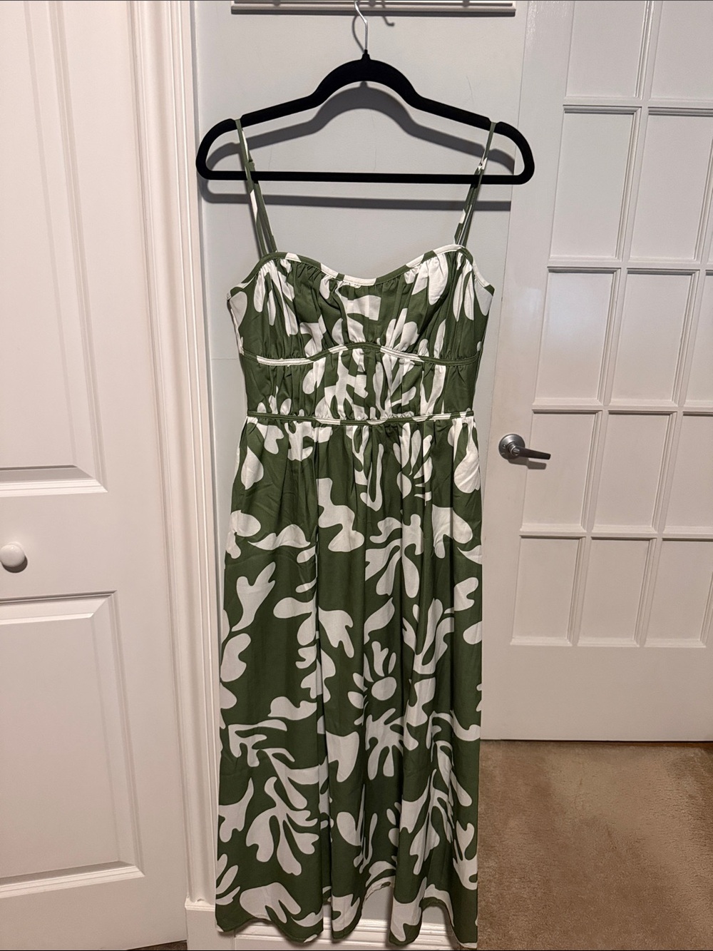 Green & White Floral Spaghetti-Strap Maxi Dress